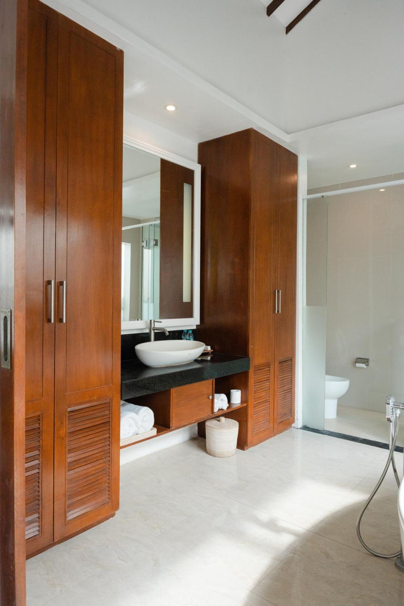 Anari Villas Kuta Legian Exterior foto