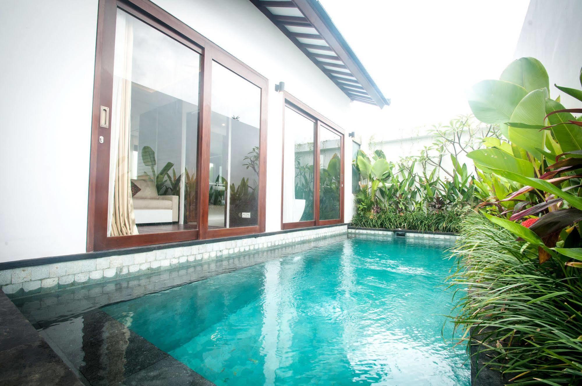 Anari Villas Kuta Legian Exterior foto